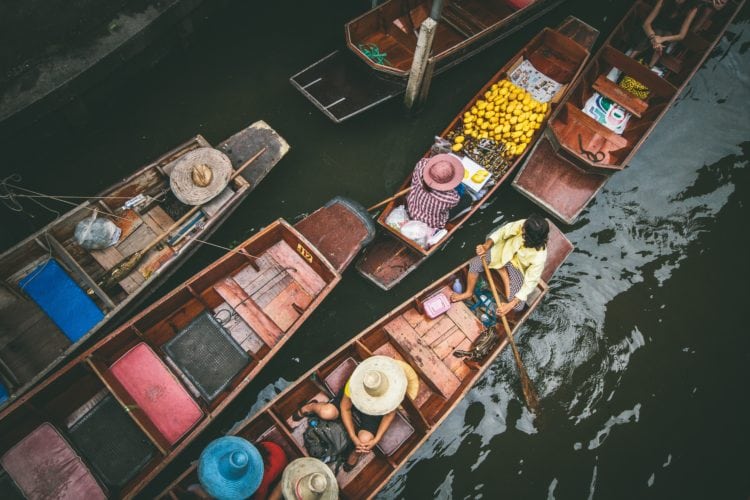 andrew-ly-272996-unsplash